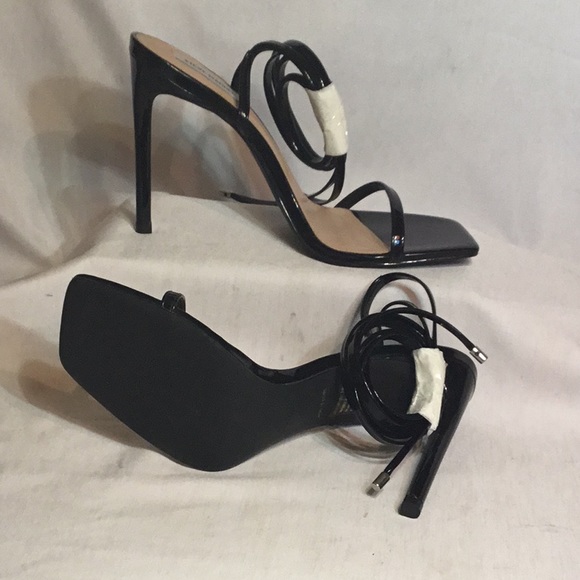 Steve Madden Sandals - Picture 4 of 6